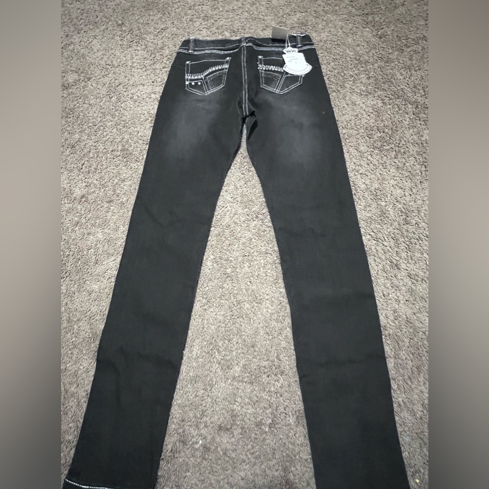 Jeans - Picture 7 of 12